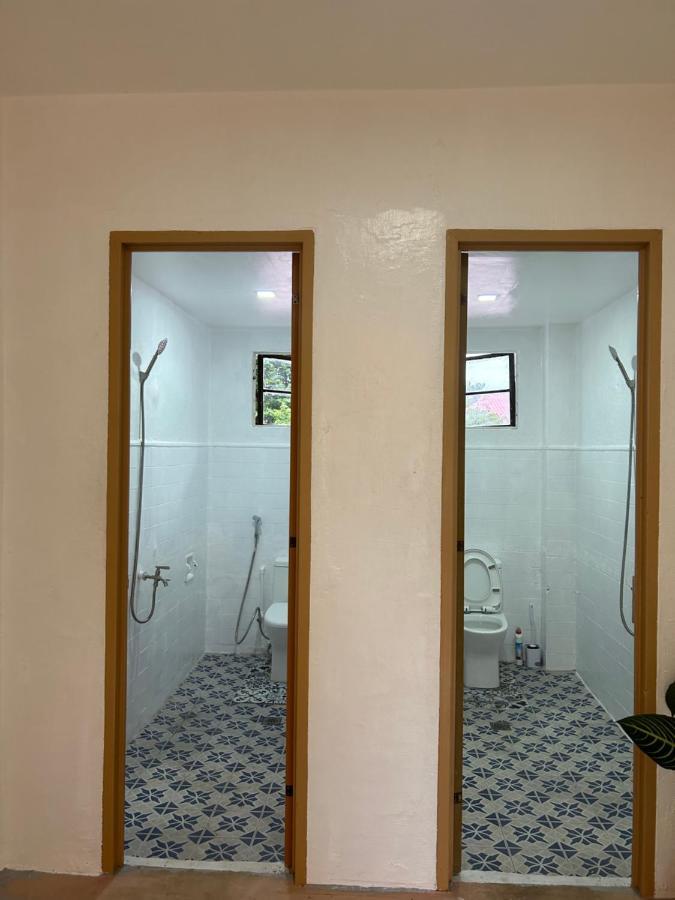 Mar Azul Travellers Inn And Spa San Remigio  Exterior photo